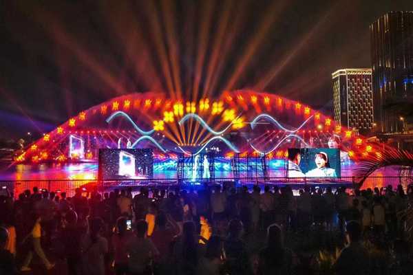 光影秀 水上浮筒 水上燈光節(jié) 水上活動(dòng)